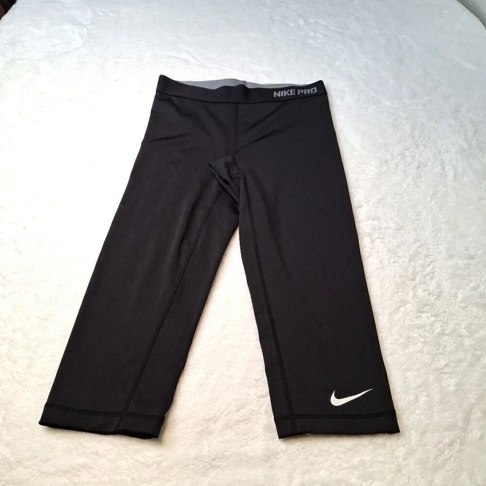 Nike Pro Dri Fit Crop Leggings Sz S Low Rise Sporty Workout Gym Athleisure Black